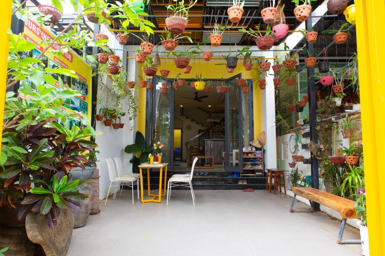 Coral Riverside Homestay & Hostel Хой Ан Екстериор снимка