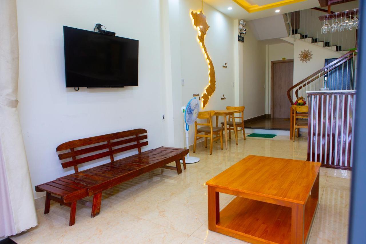 Coral Riverside Homestay & Hostel Хой Ан Екстериор снимка