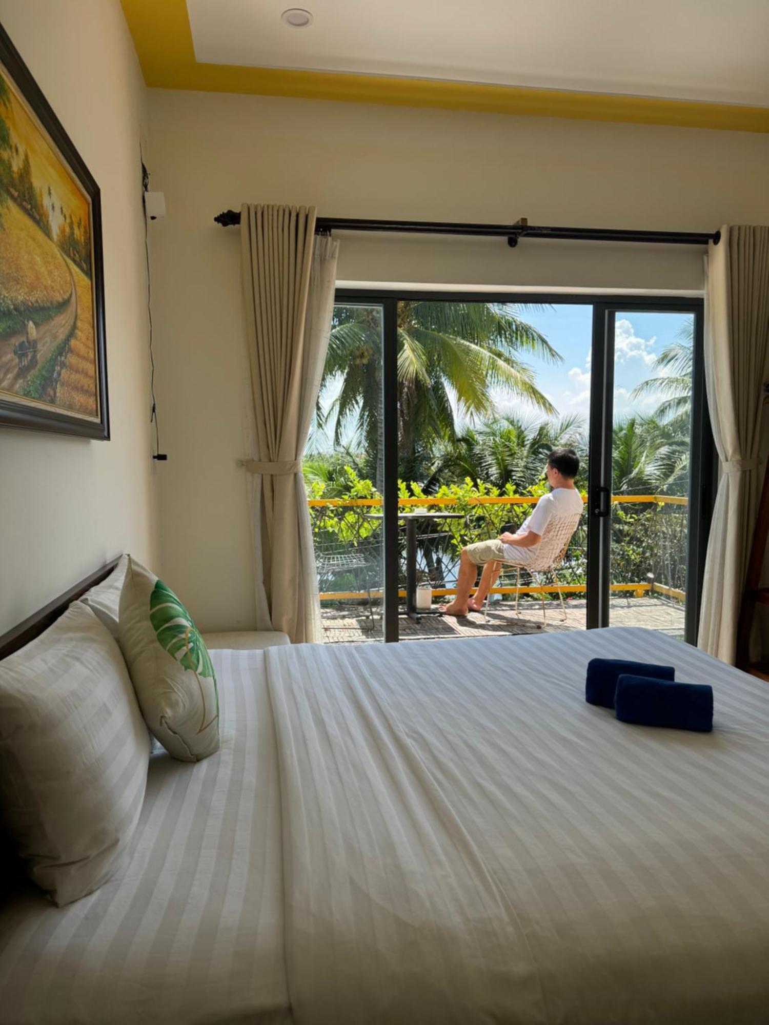 Coral Riverside Homestay & Hostel Хой Ан Екстериор снимка